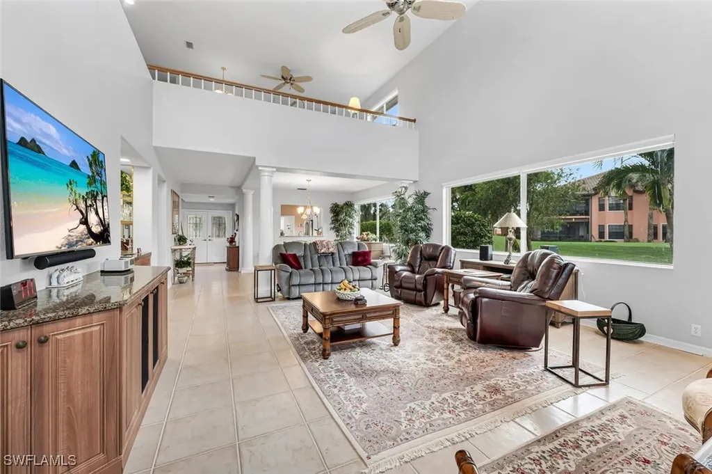 5735 Persimmon Way Naples FL 34110