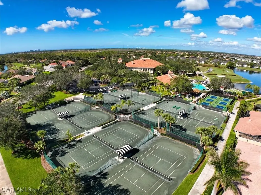 5735 Persimmon Way Naples FL 34110