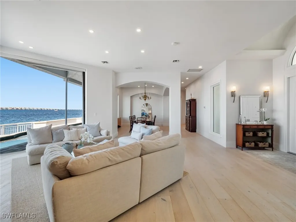 771 Cypress Lake Circle Fort Myers FL 33919