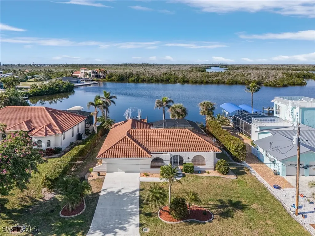 2758 8th Avenue St. James City FL 33956