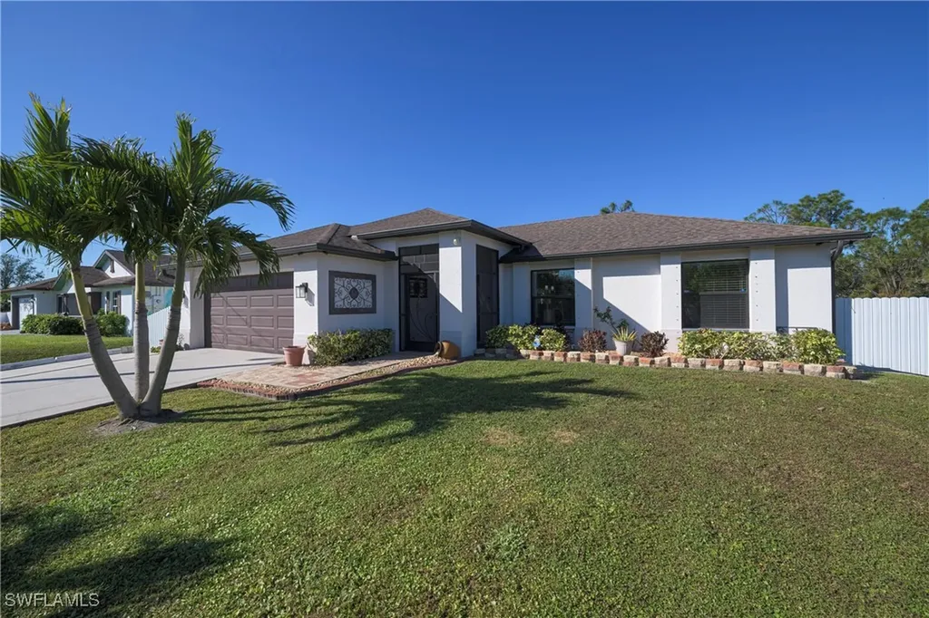 803 Zehra Avenue N Lehigh Acres FL 33971