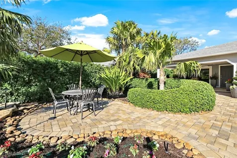 709 97TH Avenue N Naples FL 34108