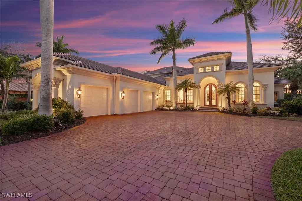 3040 Mona Lisa Boulevard Naples FL 34119