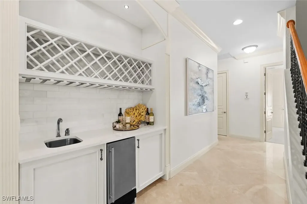 3040 Mona Lisa Boulevard Naples FL 34119
