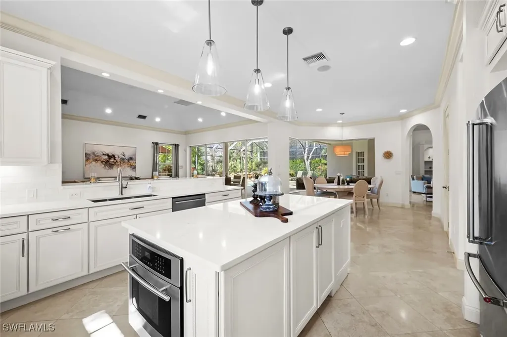 3040 Mona Lisa Boulevard Naples FL 34119