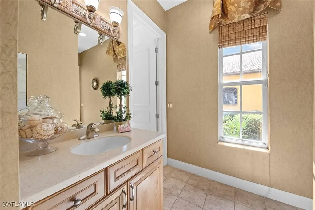 3040 Mona Lisa Boulevard Naples FL 34119