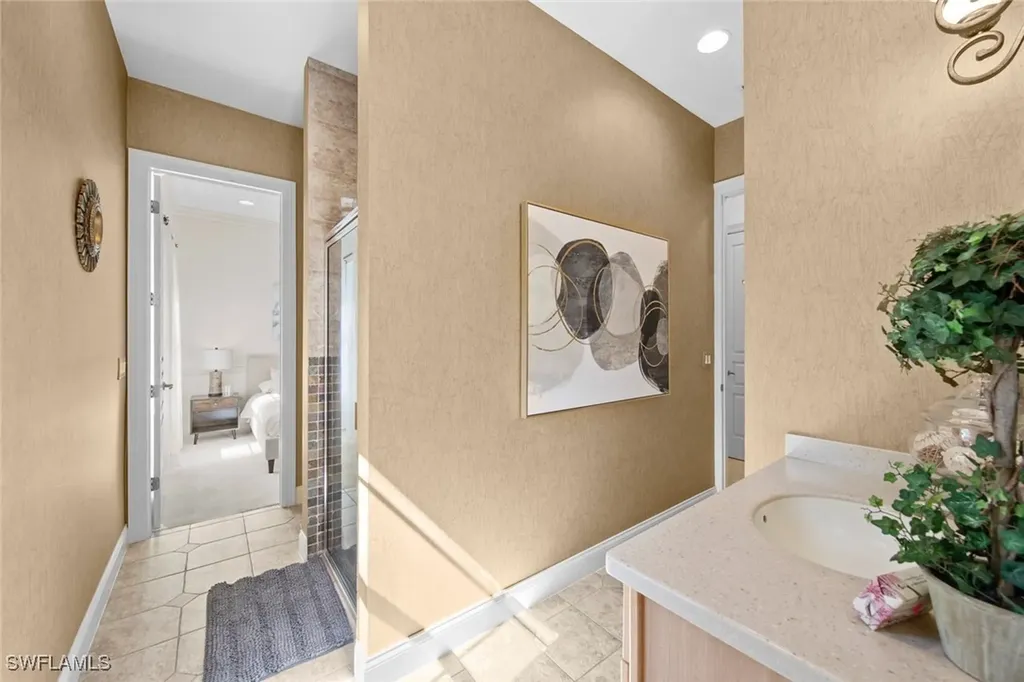 3040 Mona Lisa Boulevard Naples FL 34119