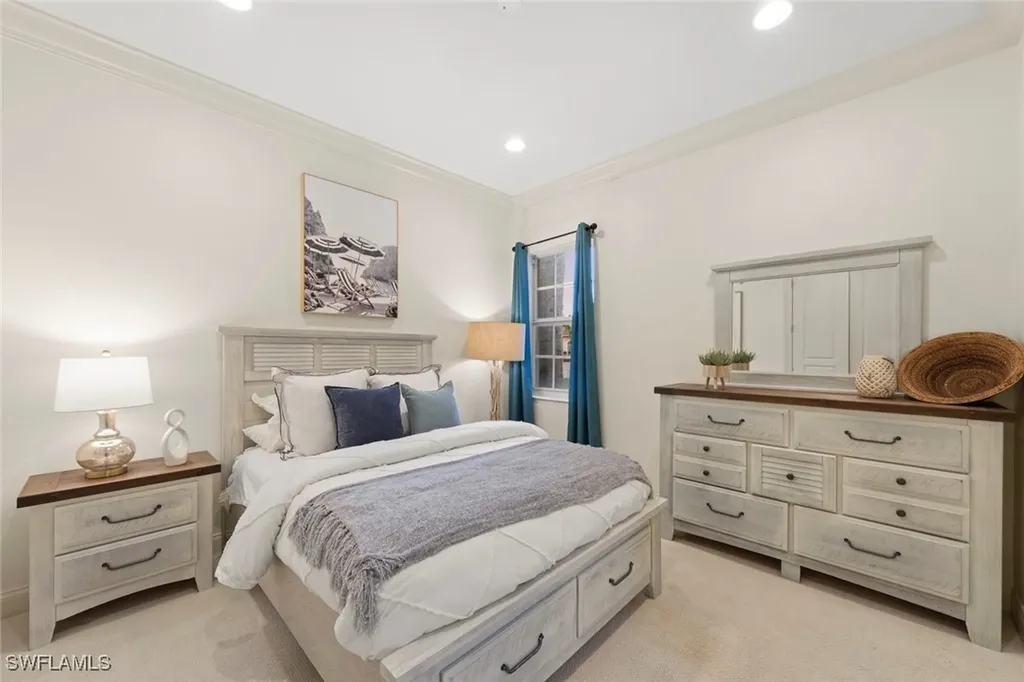 3040 Mona Lisa Boulevard Naples FL 34119