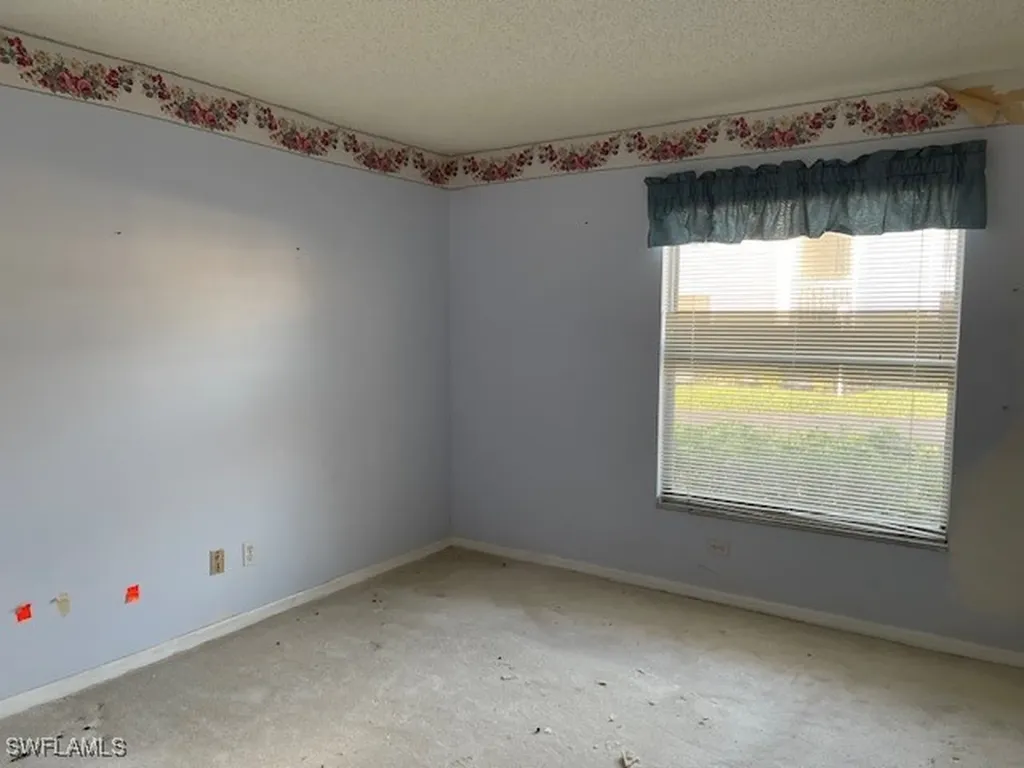 654 Squire Circle Naples FL 34104