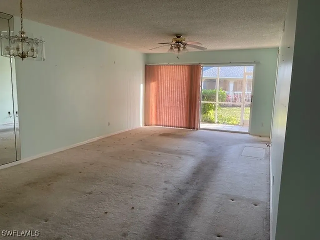 654 Squire Circle Naples FL 34104