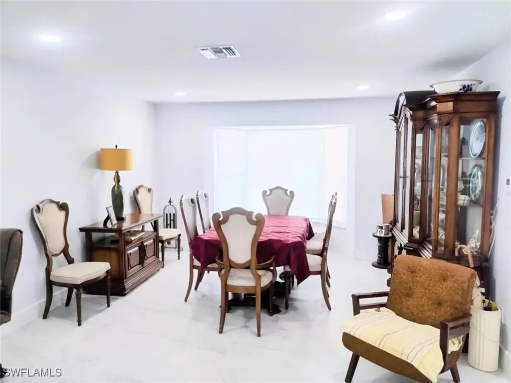 4909 Normandy Court Cape Coral FL 33904