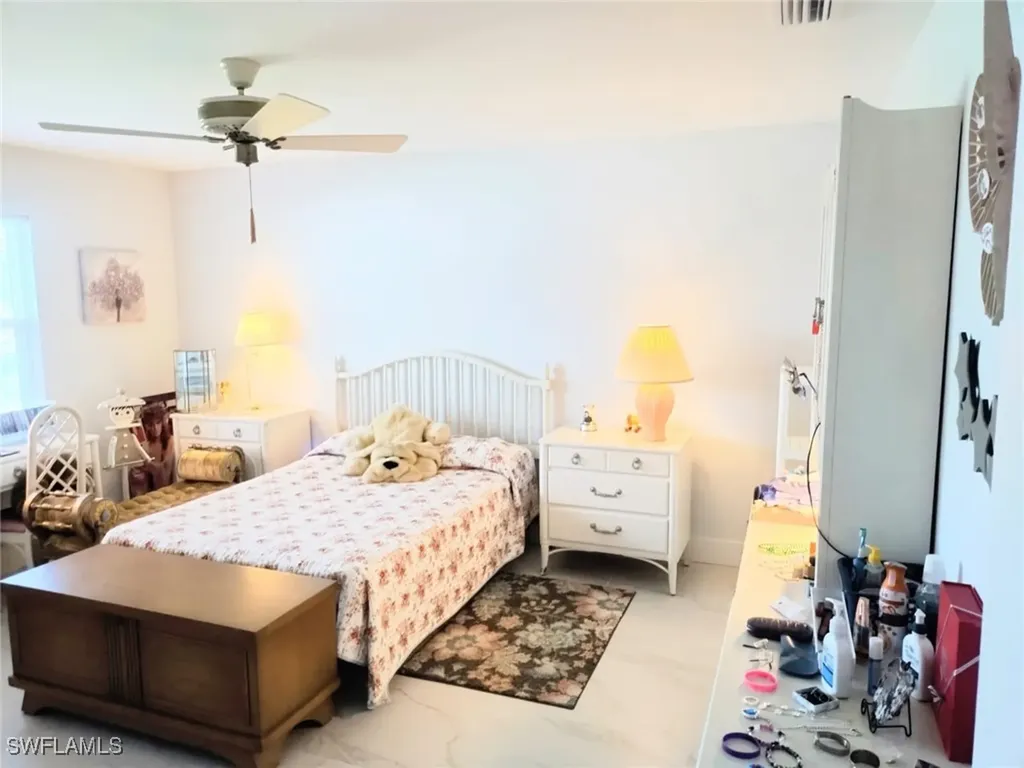 4909 Normandy Court Cape Coral FL 33904
