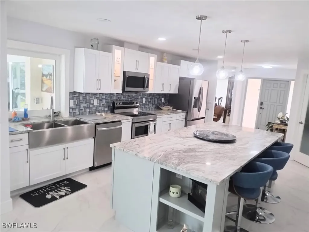 4909 Normandy Court Cape Coral FL 33904