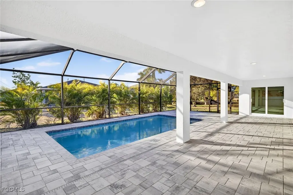 2144 NW 17th Place Cape Coral FL 33993