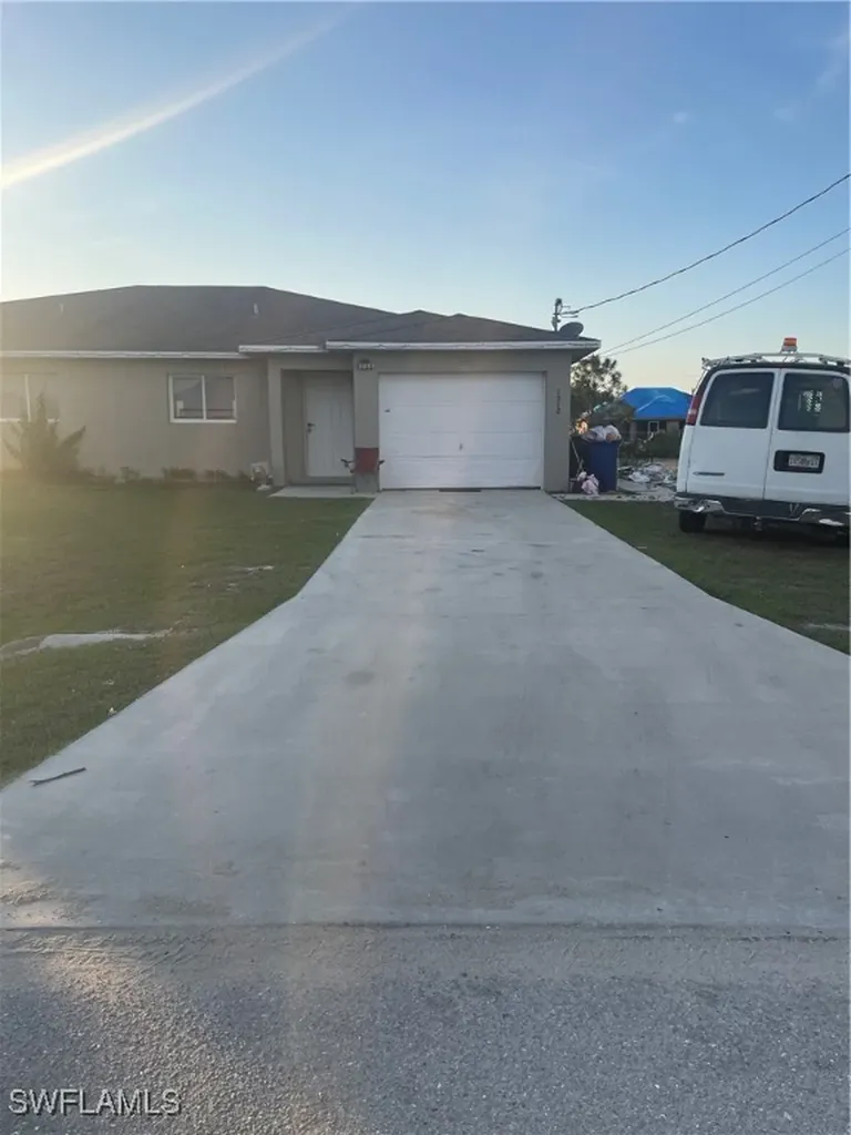 1512-1514 Haviland Avenue S Lehigh Acres FL 33973