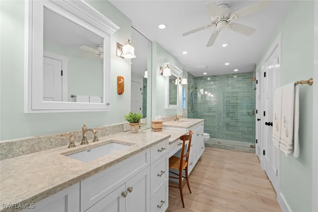 991 Whelk Drive Sanibel FL 33957