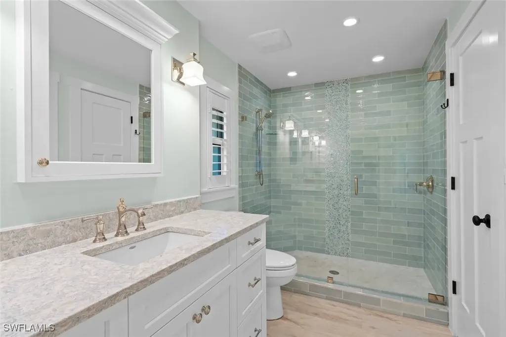 991 Whelk Drive Sanibel FL 33957