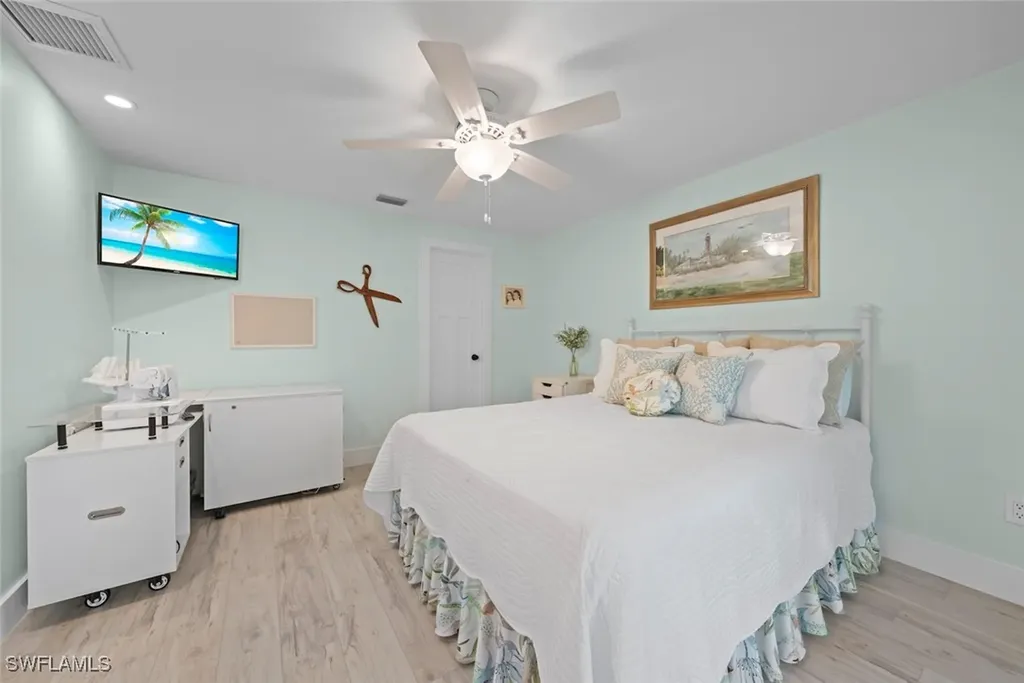 991 Whelk Drive Sanibel FL 33957