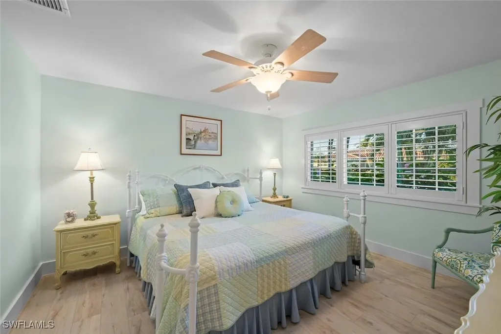 991 Whelk Drive Sanibel FL 33957