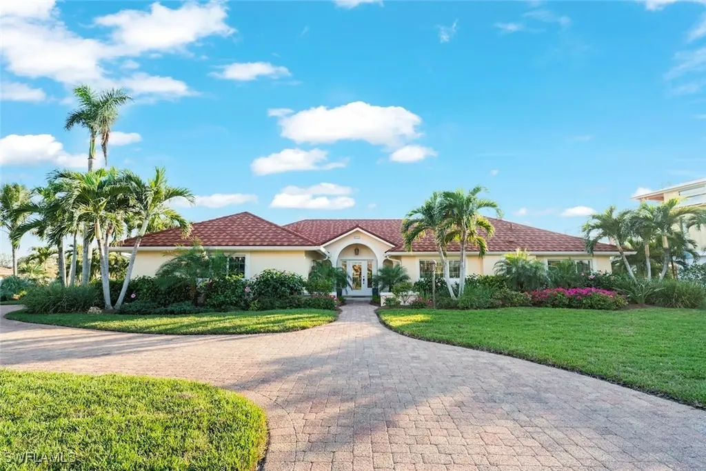 991 Whelk Drive Sanibel FL 33957