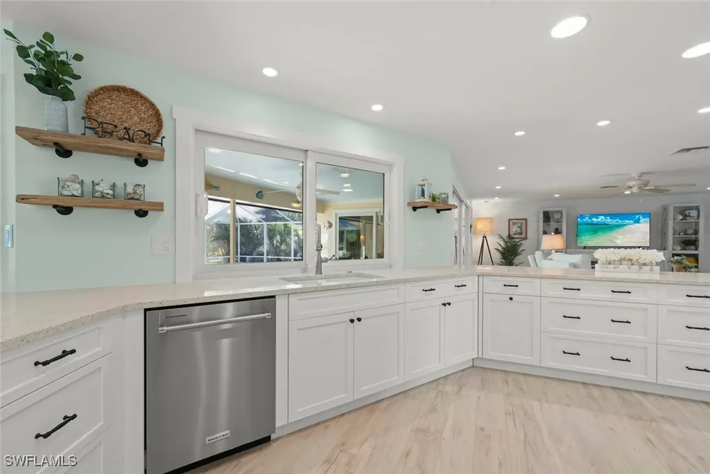 991 Whelk Drive Sanibel FL 33957