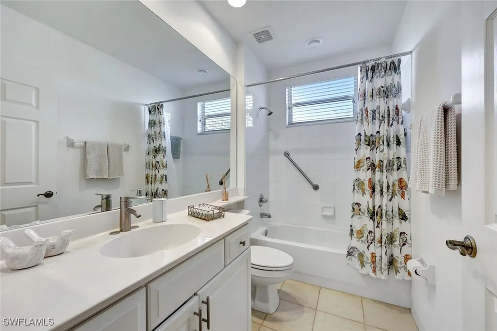 8217 Parkstone Place Naples FL 34120
