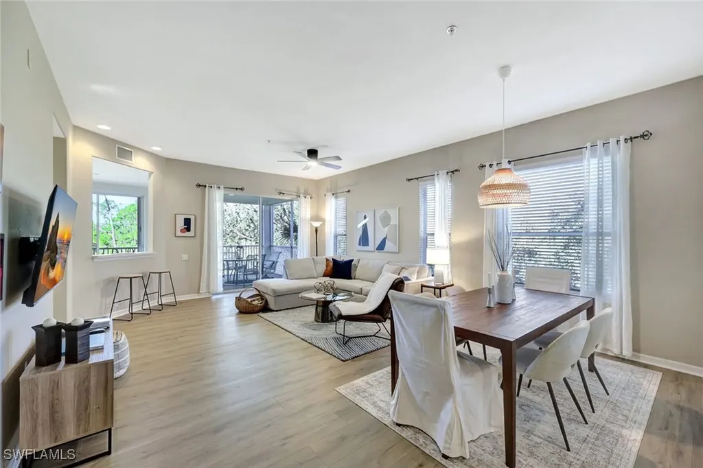 8217 Parkstone Place Naples FL 34120
