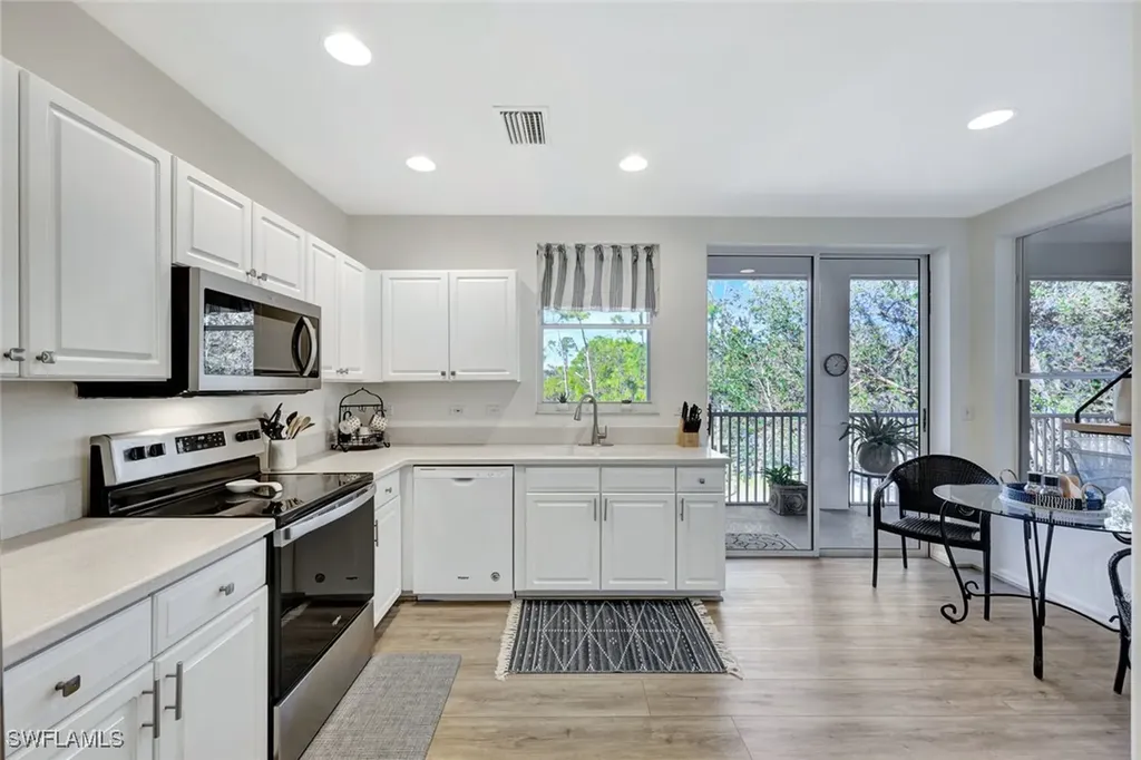 8217 Parkstone Place Naples FL 34120