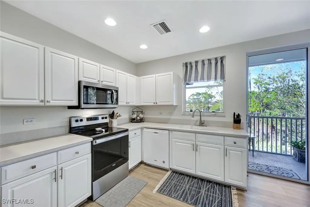 8217 Parkstone Place Naples FL 34120