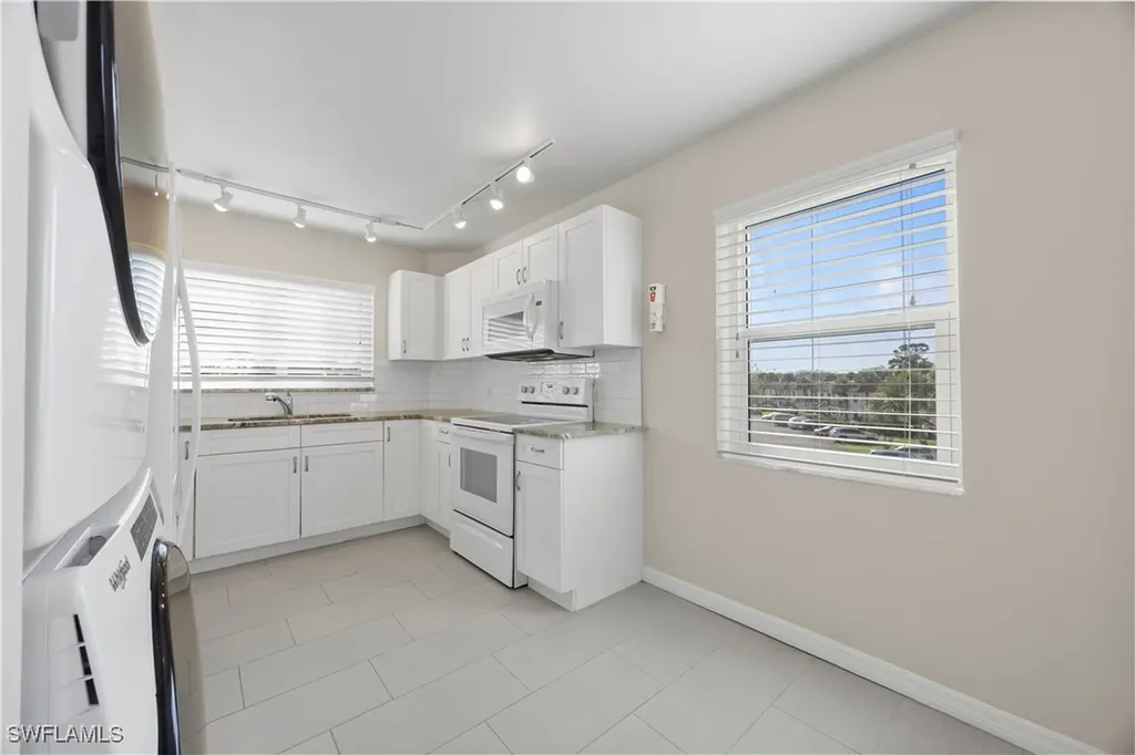 4372 27th Court SW Naples FL 34116