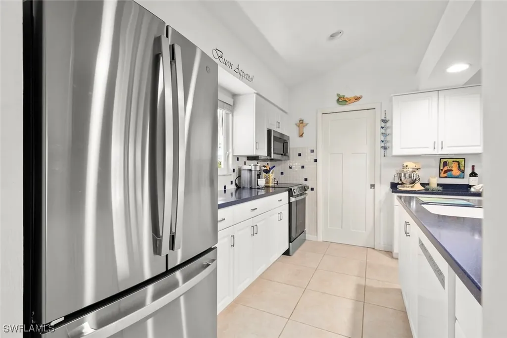 1027 Bird Watch Way Sanibel FL 33957