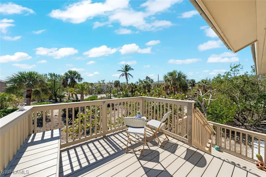 1027 Bird Watch Way Sanibel FL 33957