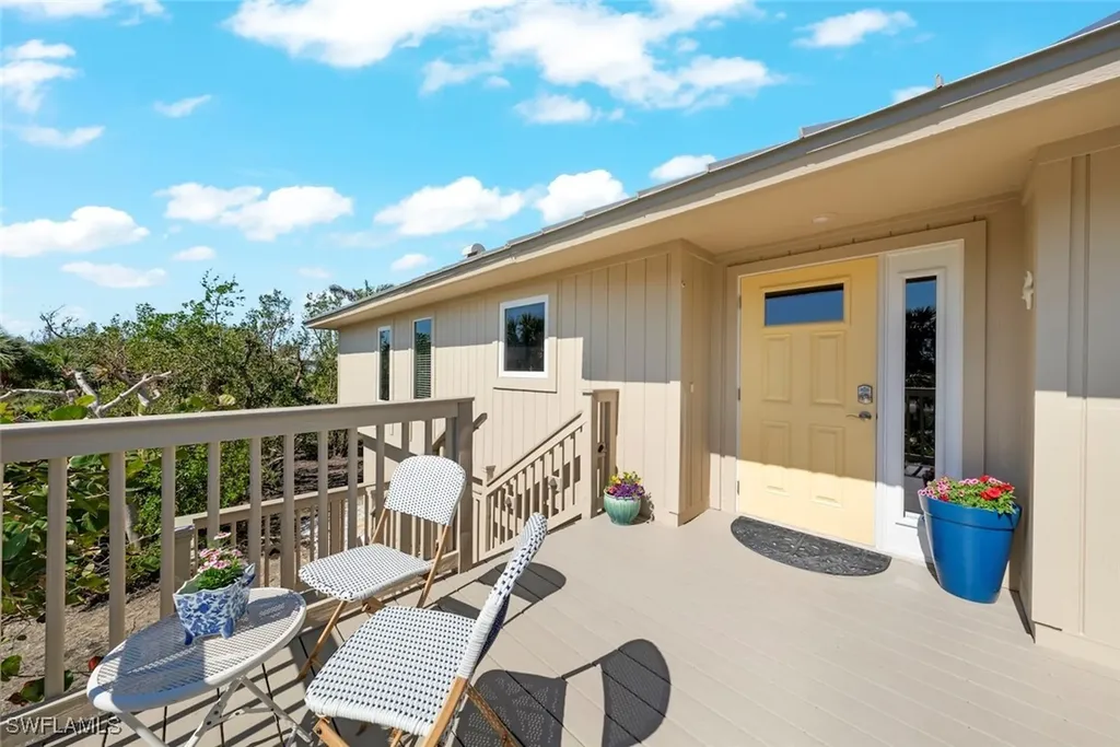 1027 Bird Watch Way Sanibel FL 33957