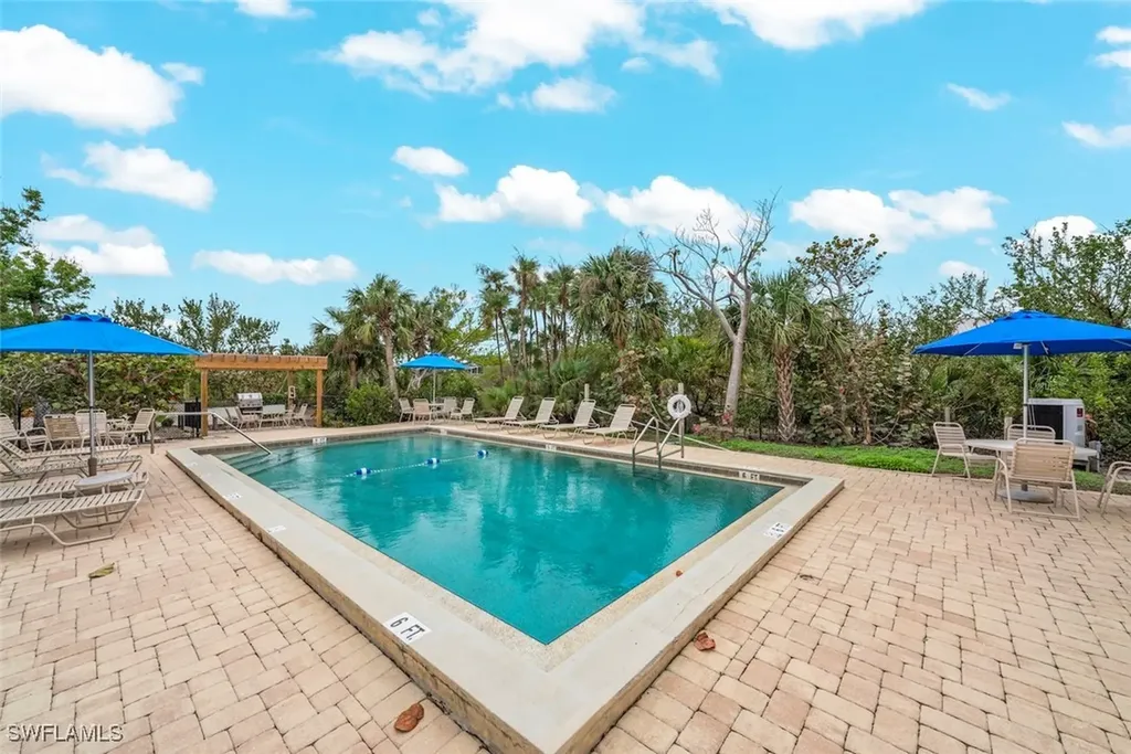 1027 Bird Watch Way Sanibel FL 33957