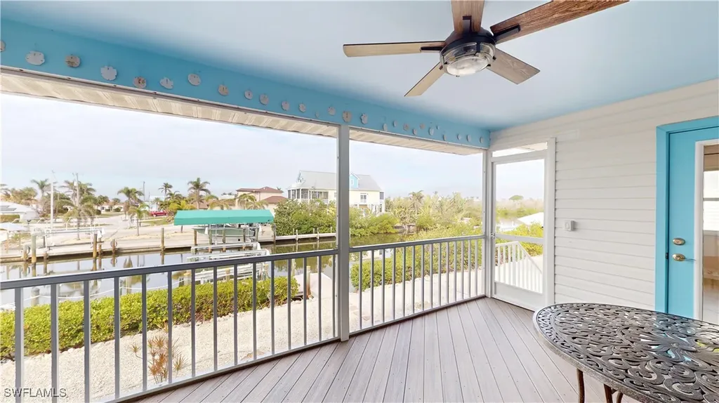 2896 Buttonwood Key Court St. James City FL 33956