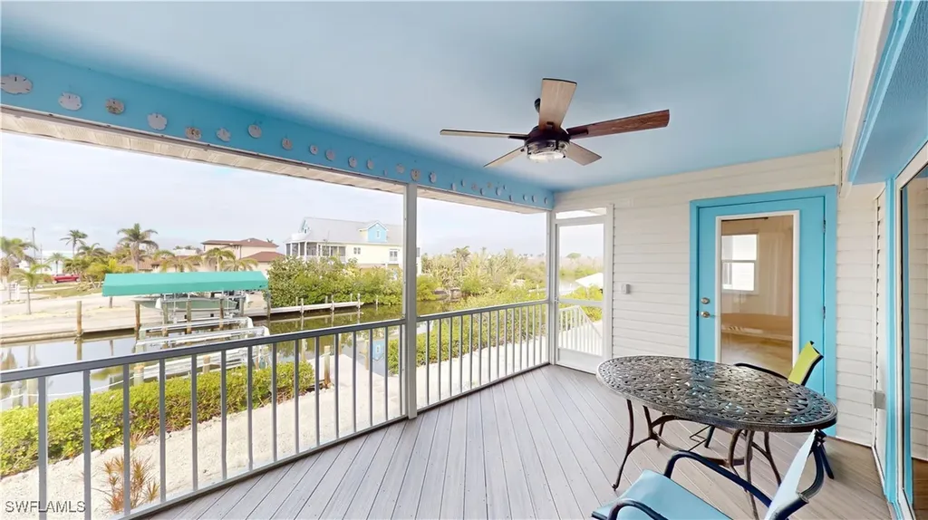 2896 Buttonwood Key Court St. James City FL 33956