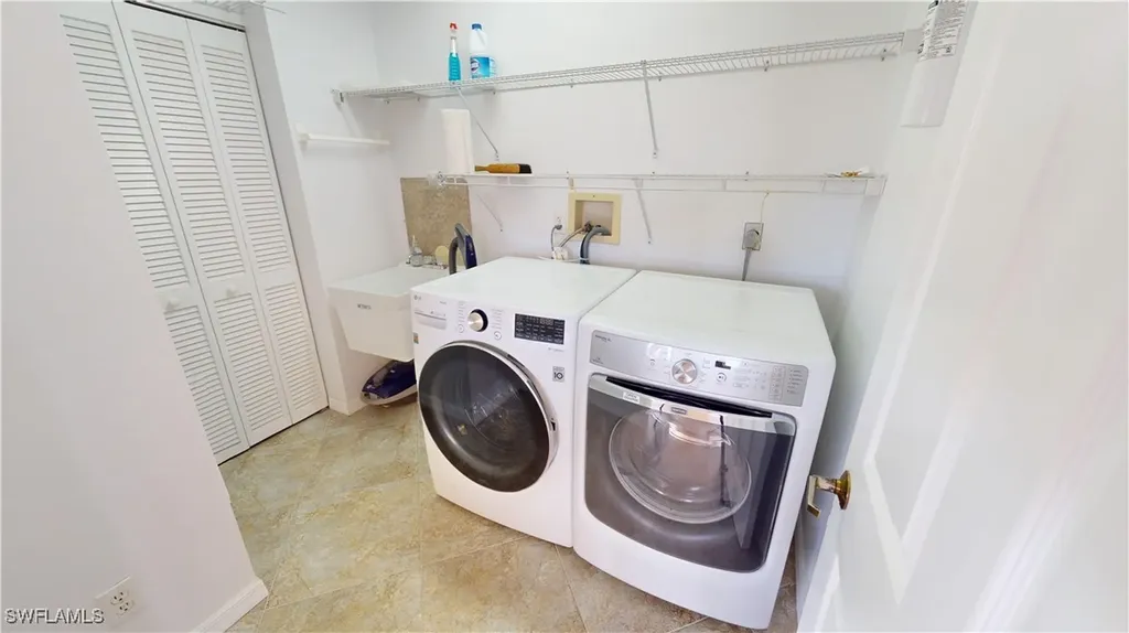 2896 Buttonwood Key Court St. James City FL 33956