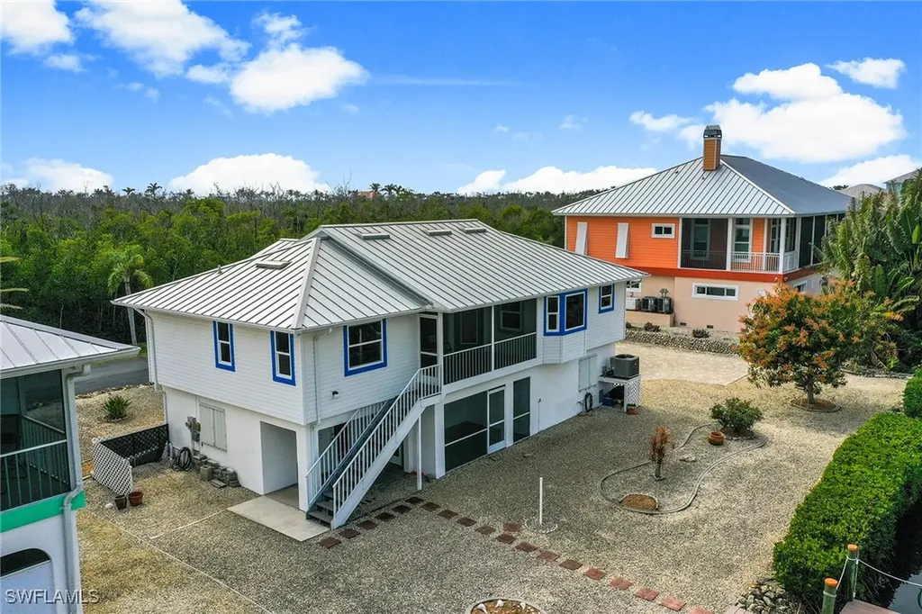2896 Buttonwood Key Court St. James City FL 33956