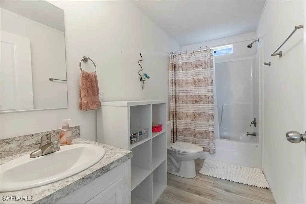 2220 Towles Street Fort Myers FL 33916