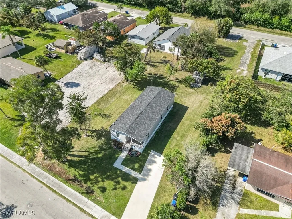 2220 Towles Street Fort Myers FL 33916