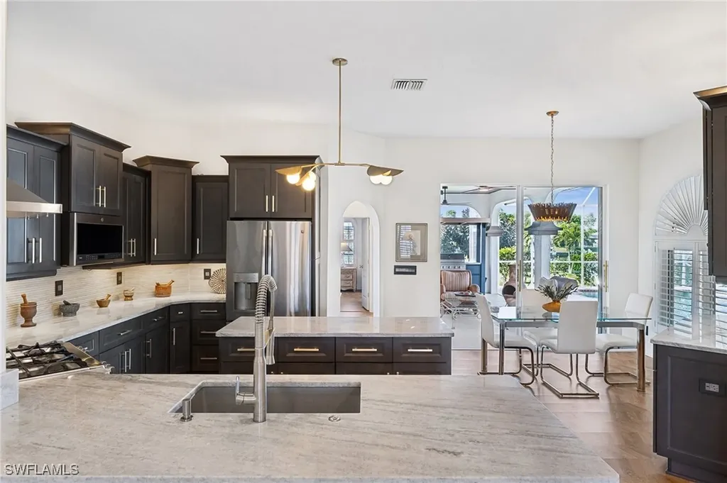 203 SE 37th Lane Cape Coral FL 33904