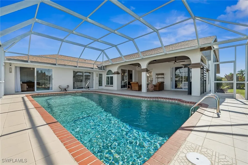 203 SE 37th Lane Cape Coral FL 33904
