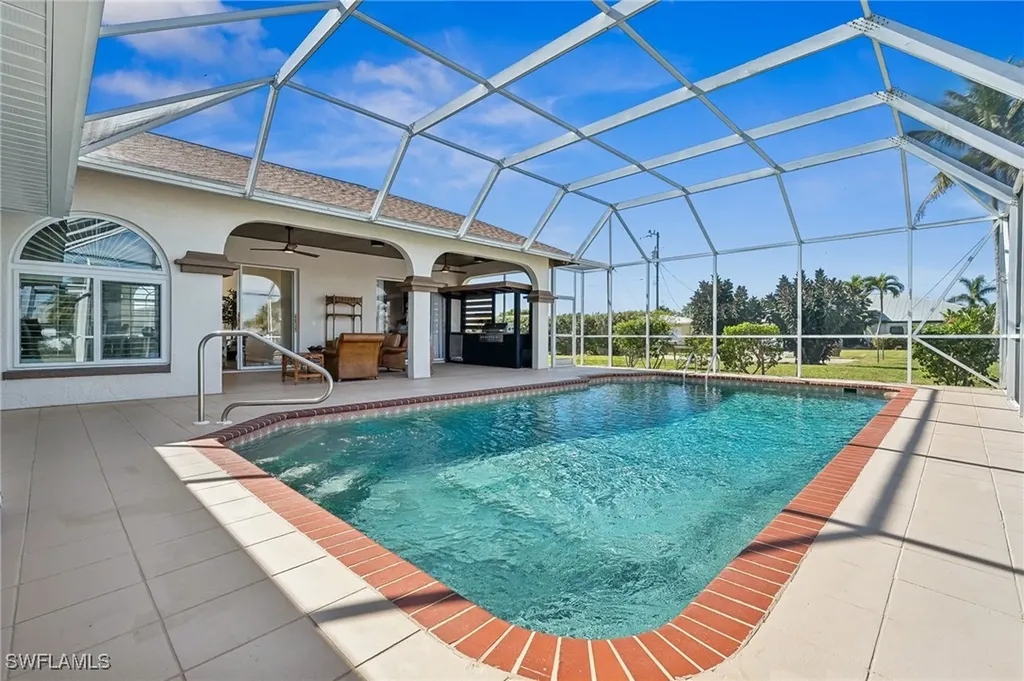 203 SE 37th Lane Cape Coral FL 33904