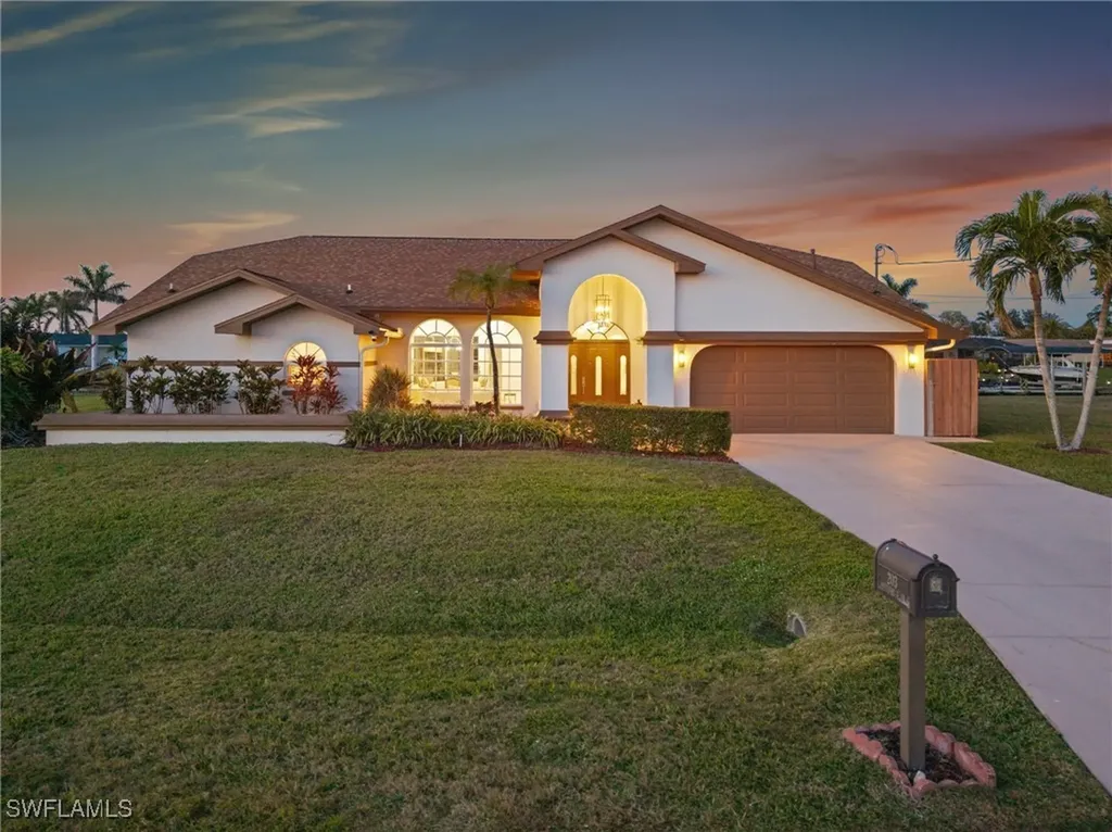203 SE 37th Lane Cape Coral FL 33904