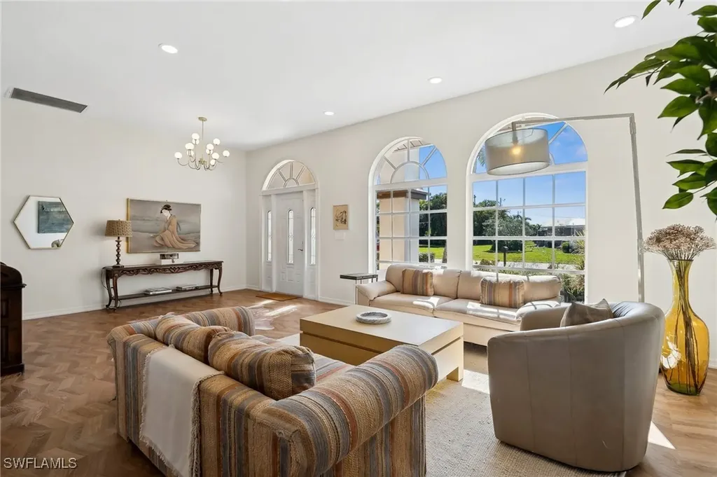 203 SE 37th Lane Cape Coral FL 33904