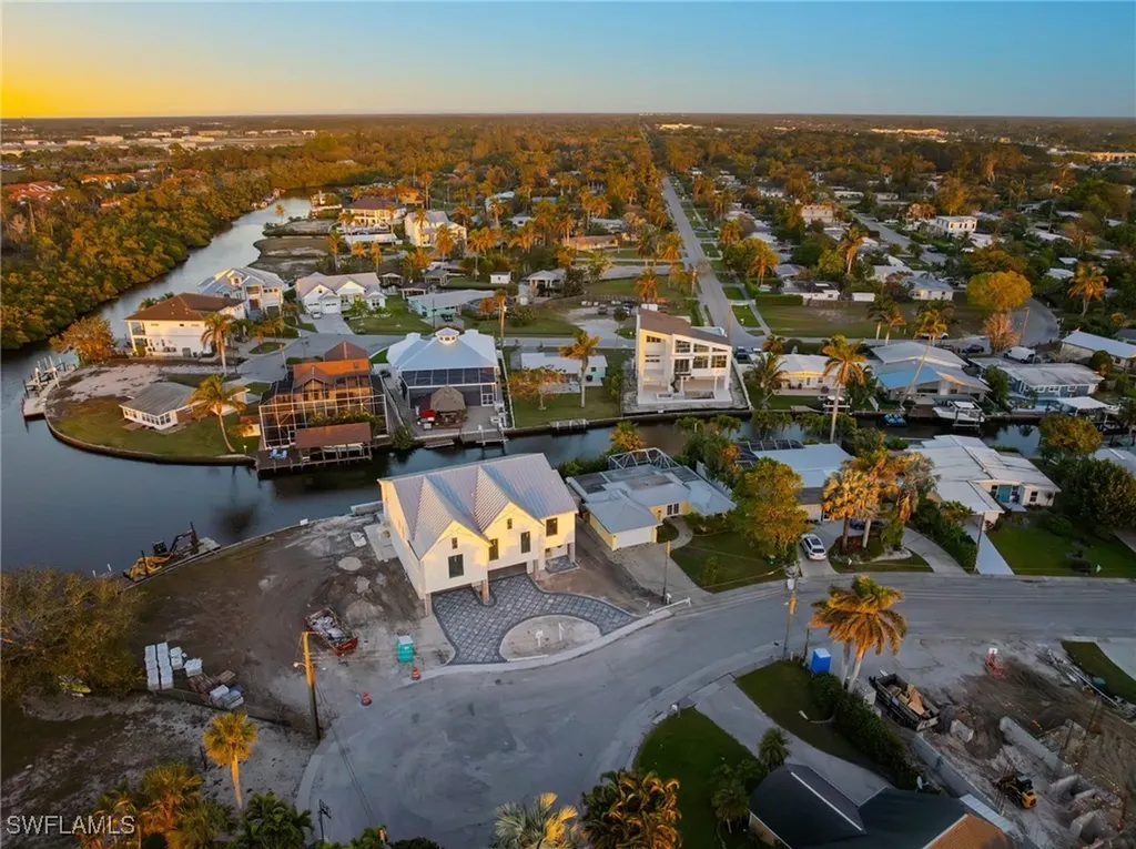 1796 Holiday Lane Naples FL 34104