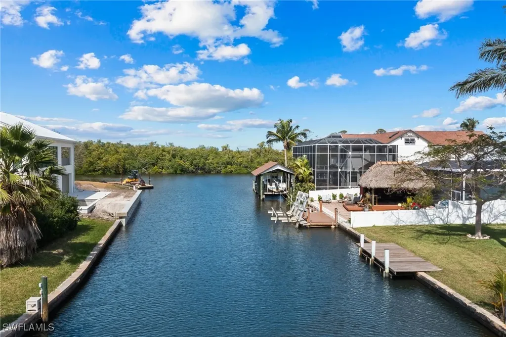 1796 Holiday Lane Naples FL 34104