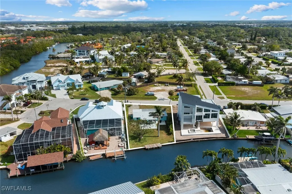 1796 Holiday Lane Naples FL 34104