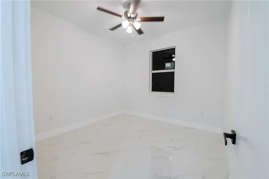 13 SW 21st Street Cape Coral FL 33991