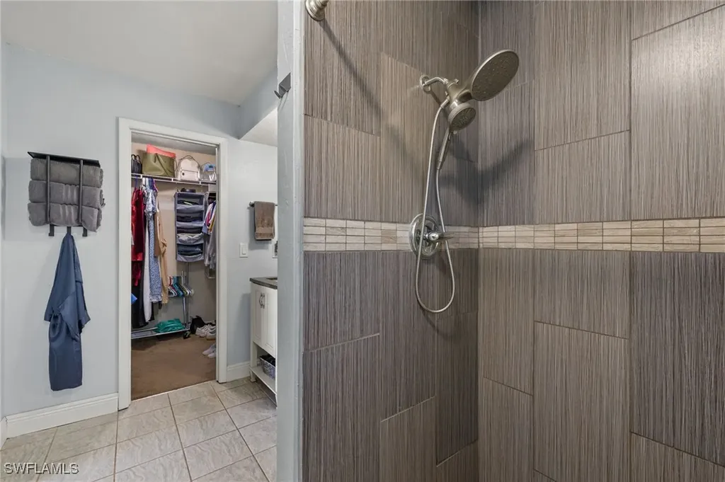 1409 SE 34th Street Cape Coral FL 33904